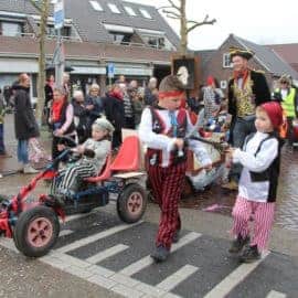 Optocht gaat door!!! (zonder praalwagens)