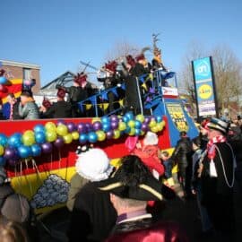 Carnavalsoptocht van Aalst naar Waalre